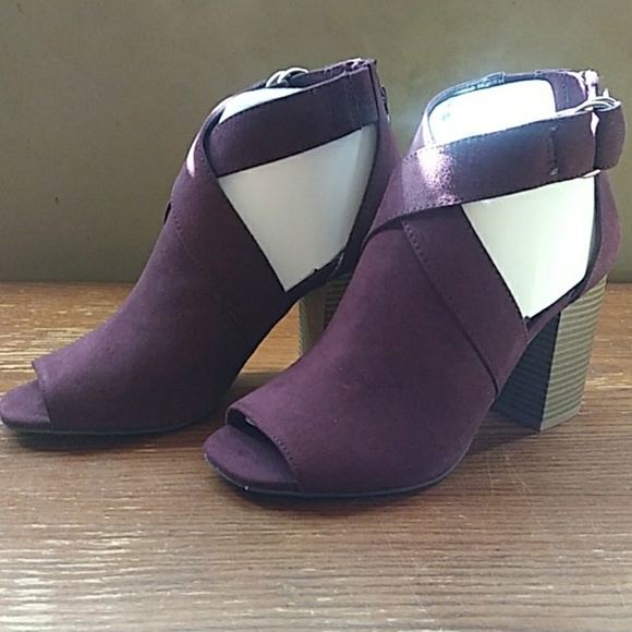 Apt. 9 Shoes - Sexy Wine Colored Wedge Heels